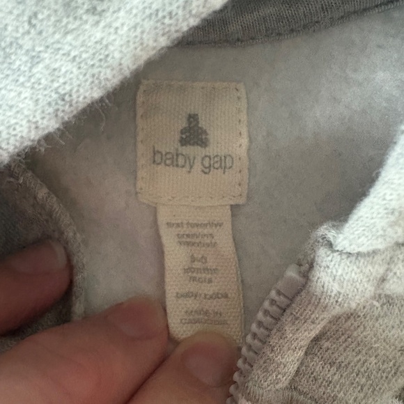 Gap baby outfit - Picture 2 of 2